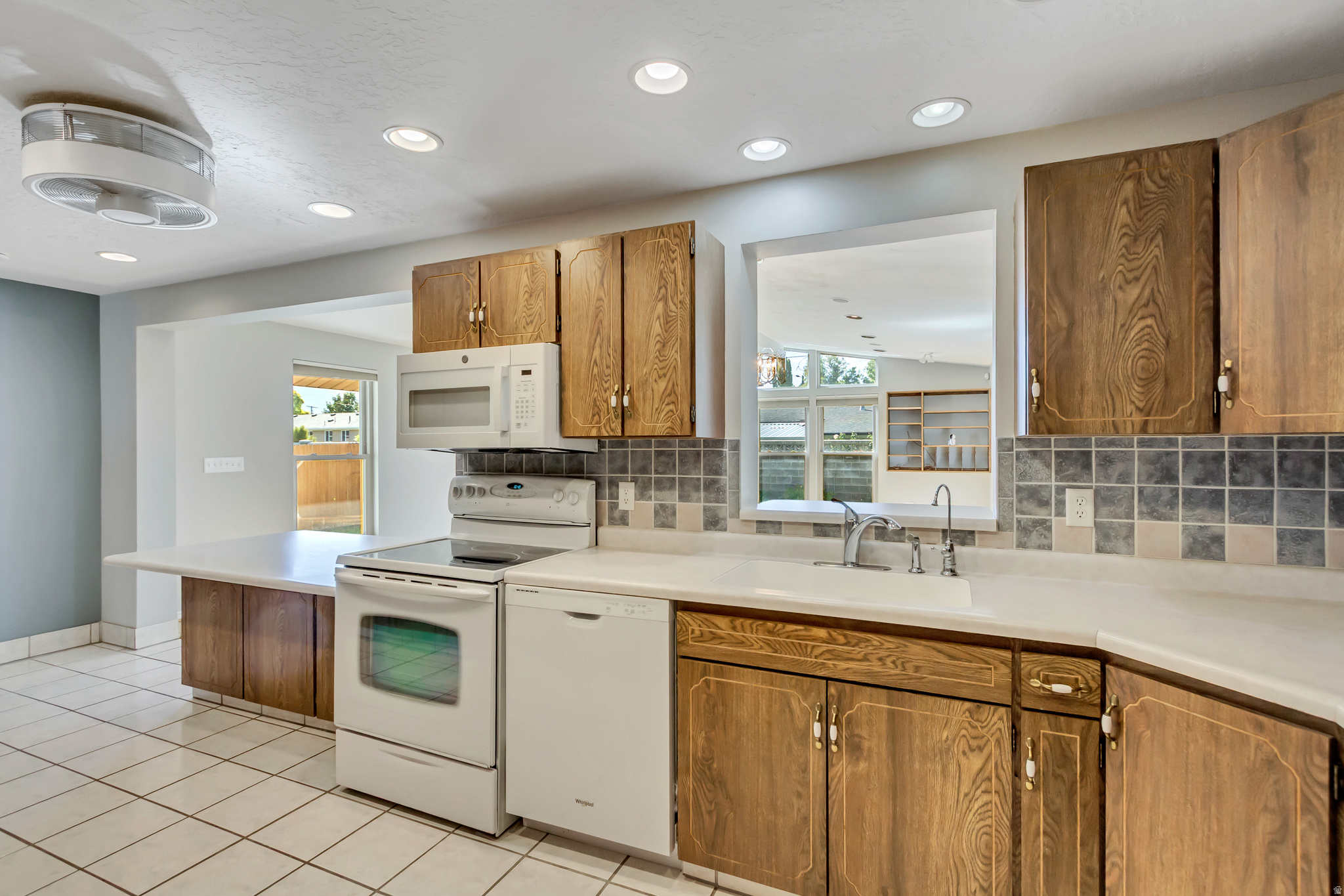 BIRCHMONT SUB - Residential