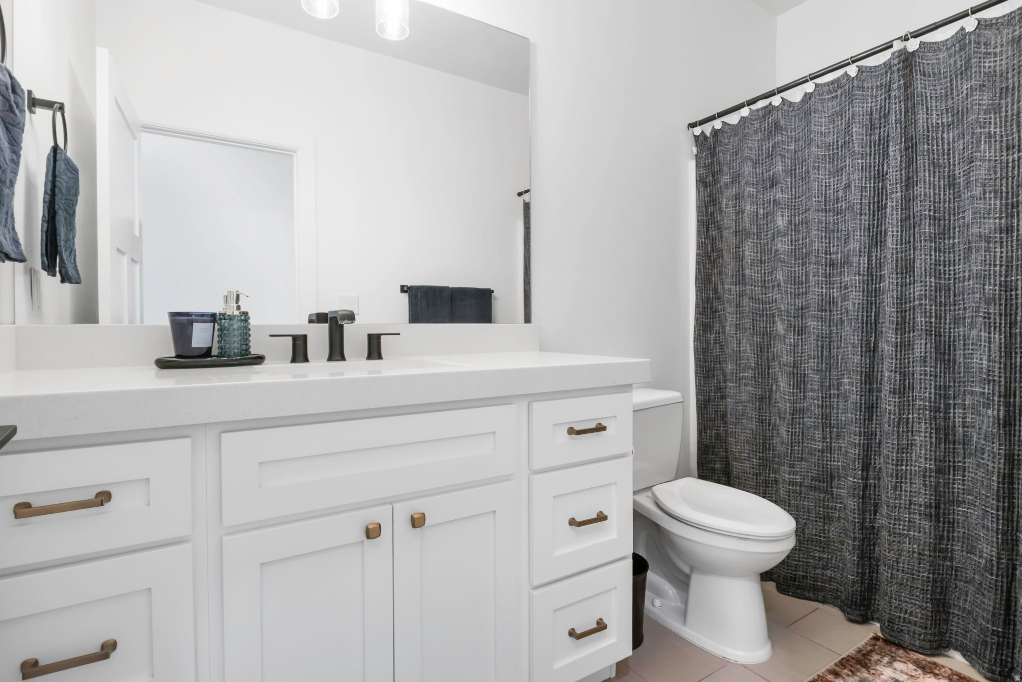 THE GRASSLANDS - Residential