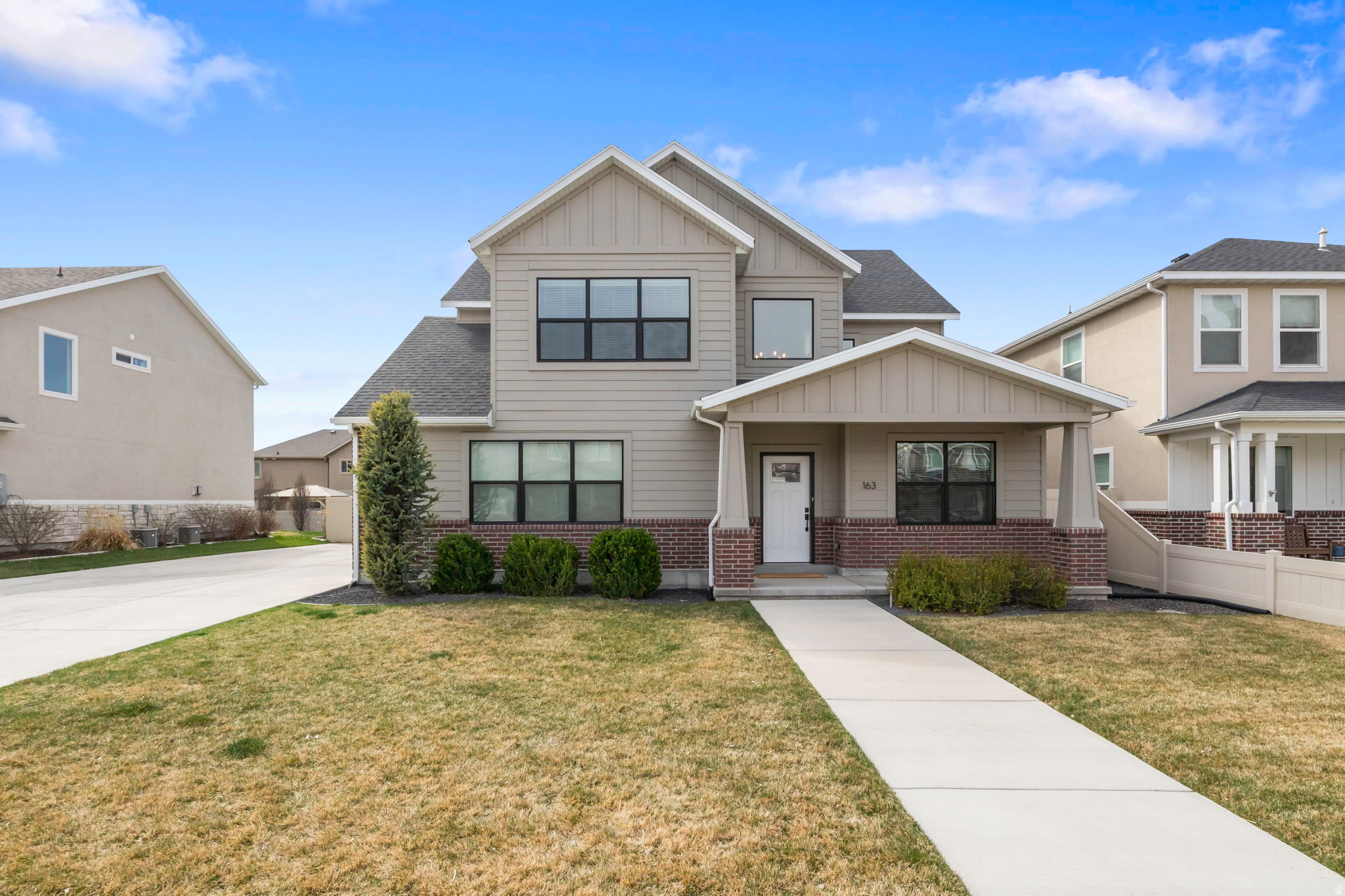 THE GRASSLANDS - Residential