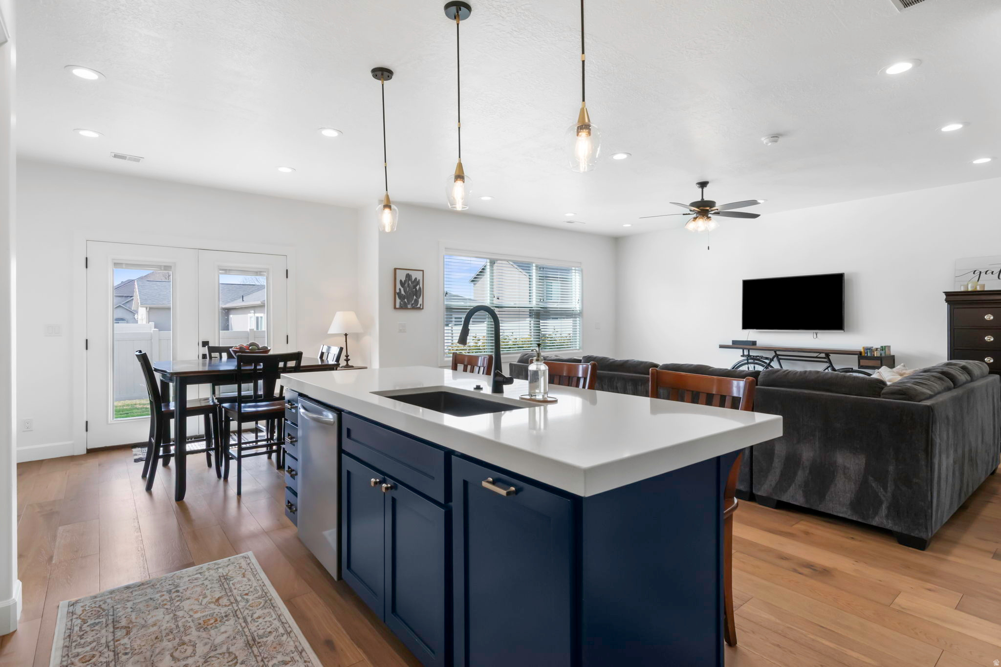 THE GRASSLANDS - Residential