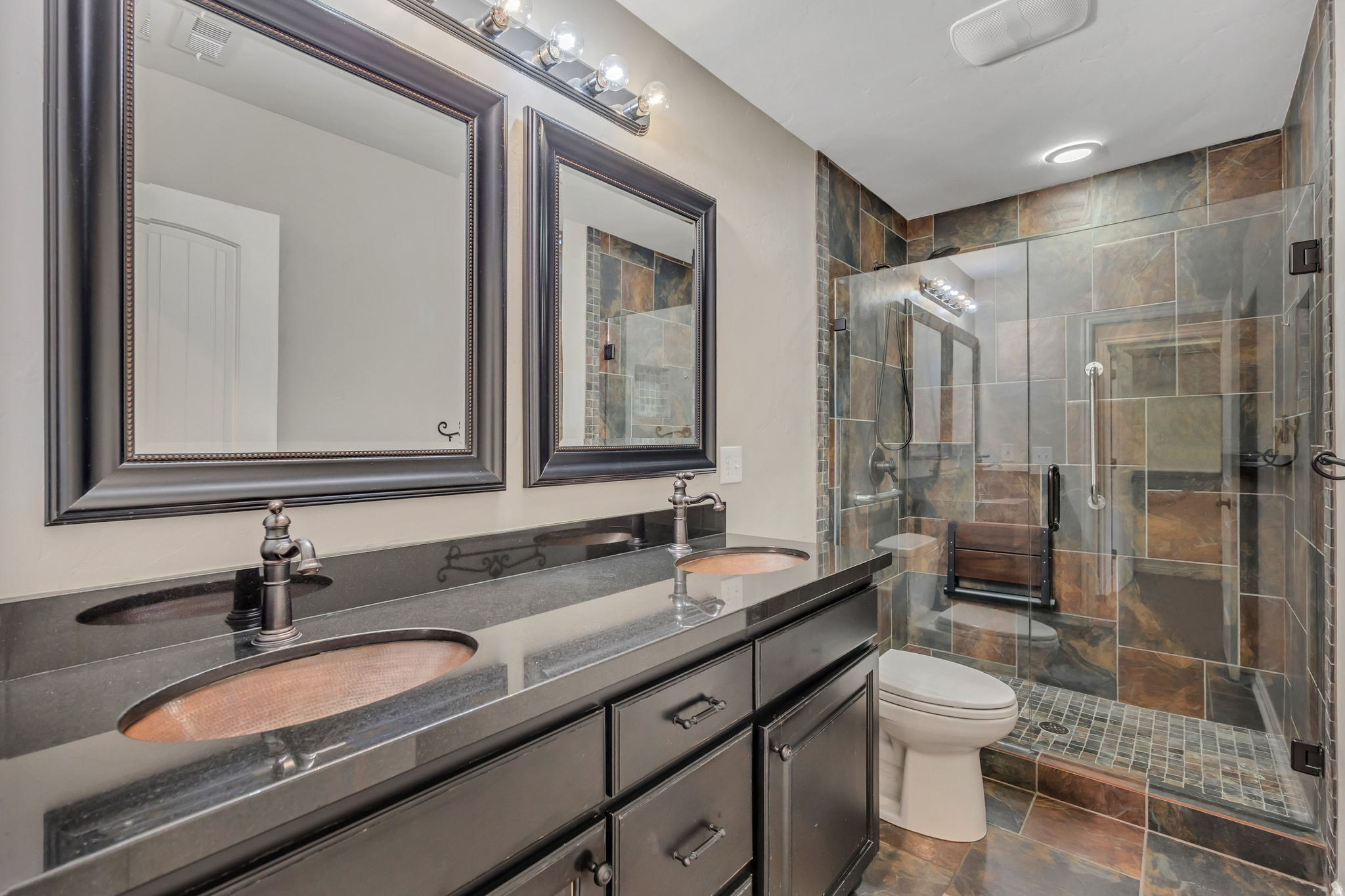 SPANISH VISTA - Residential