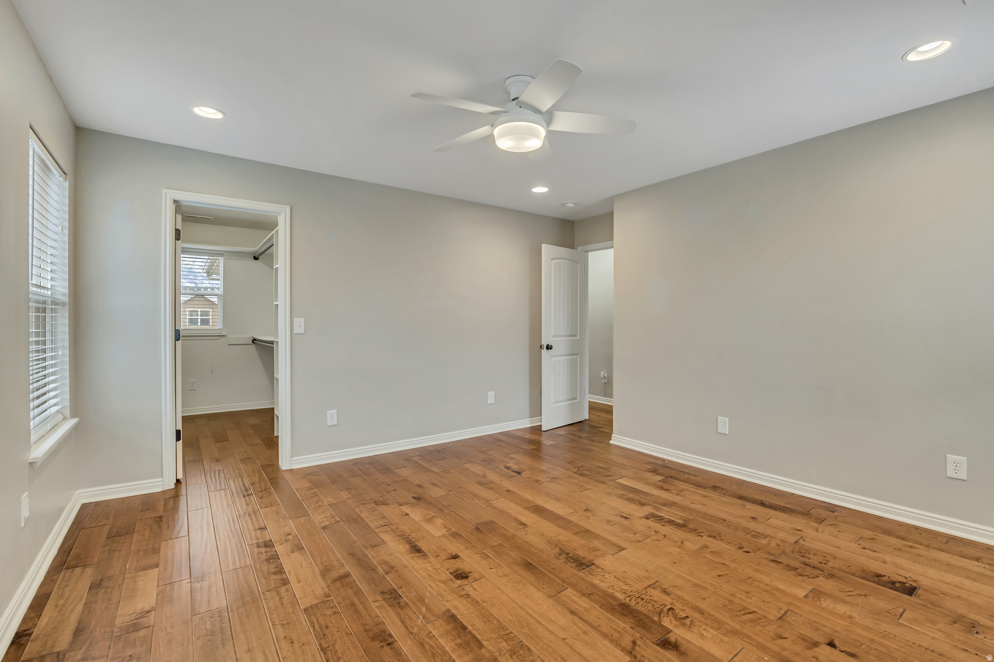 SPANISH VISTA - Residential