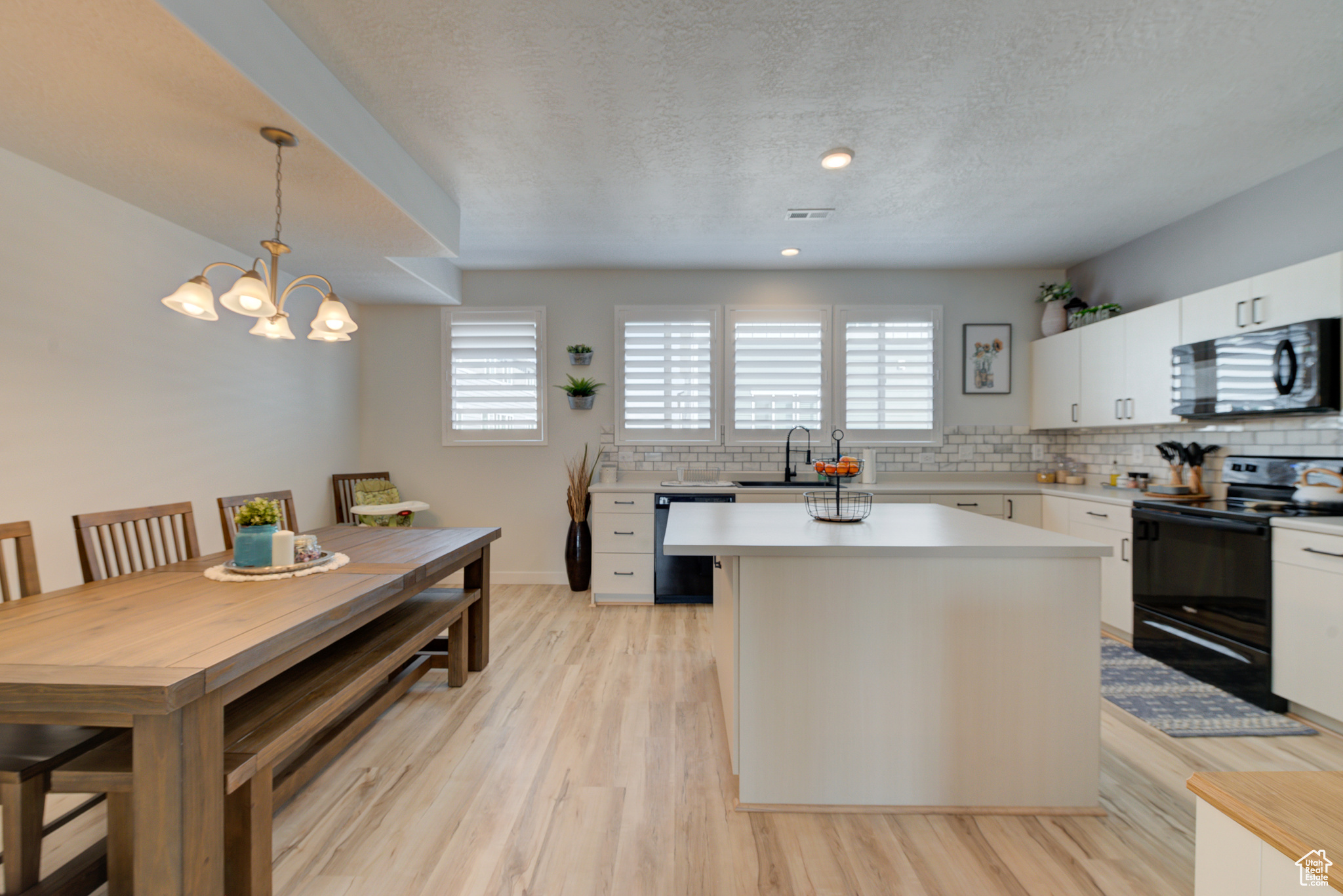4696 W Talavera Way, Kearns, Utah image 21