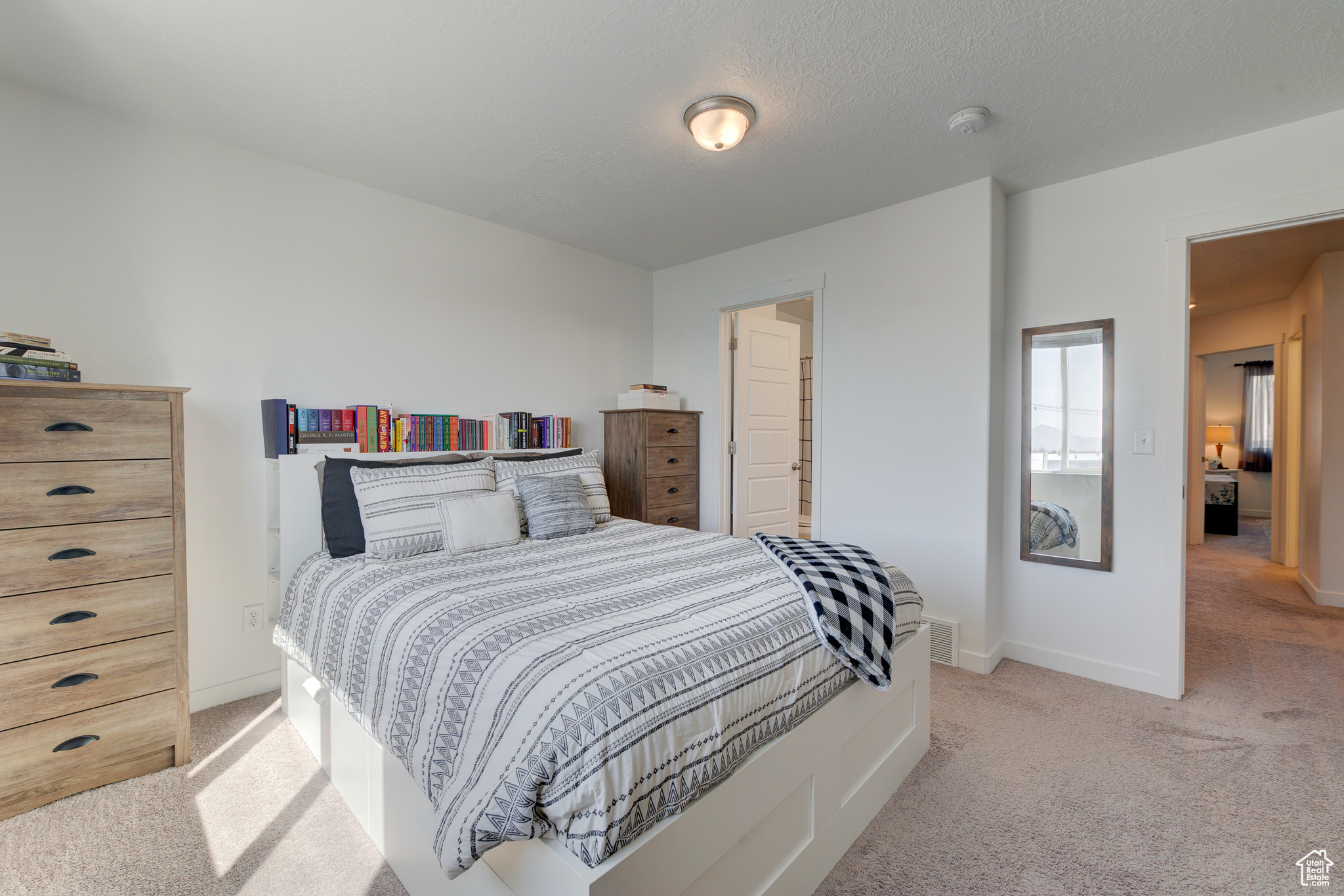 4696 W Talavera Way, Kearns, Utah image 34