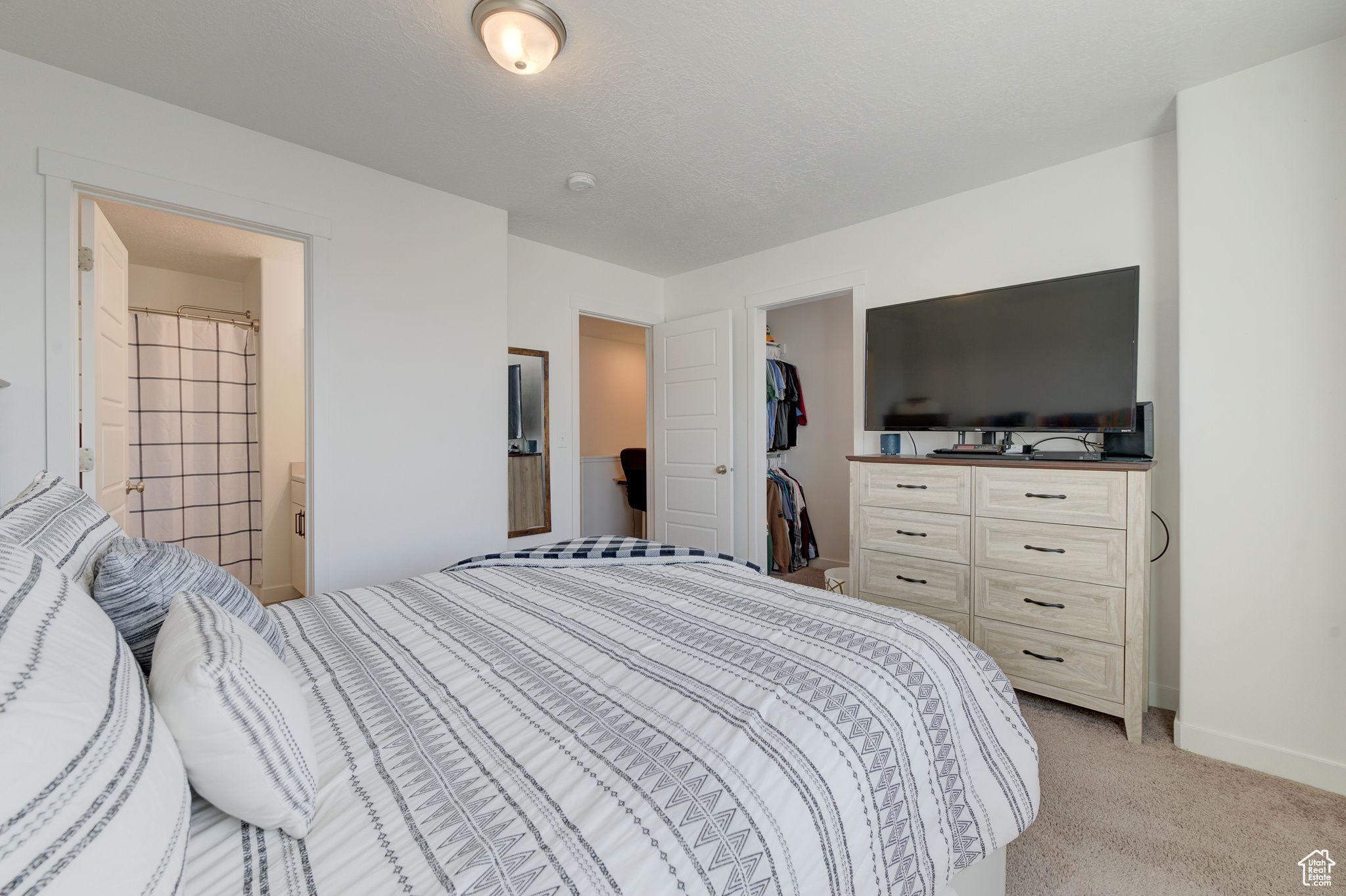 4696 W Talavera Way, Kearns, Utah image 35