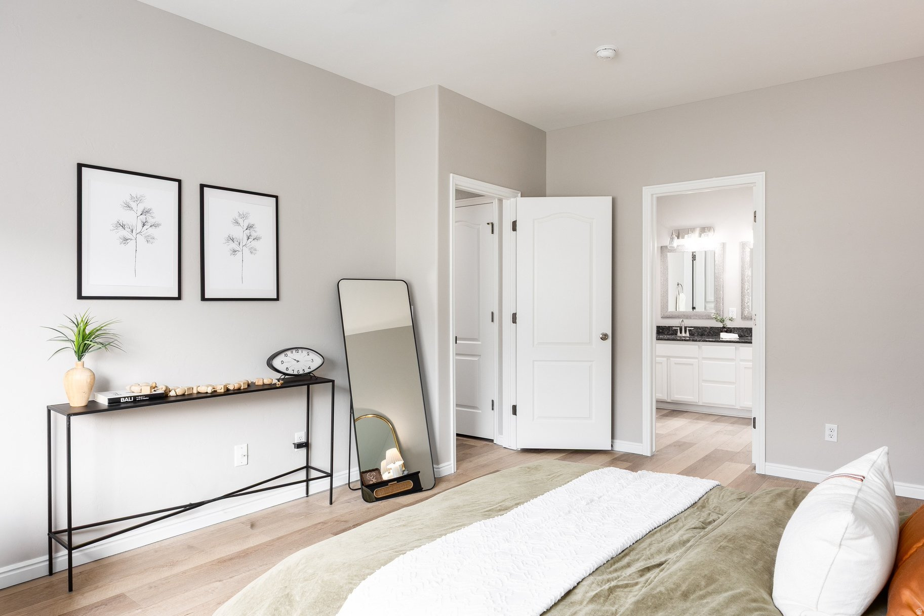 CHASE CREEK CONDOS - Residential