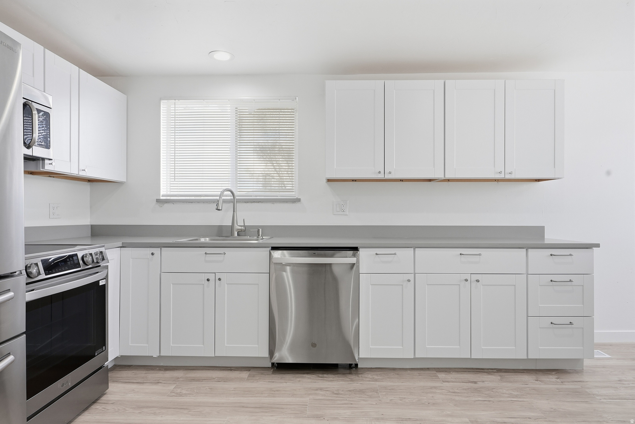 MEADOWS - Residential