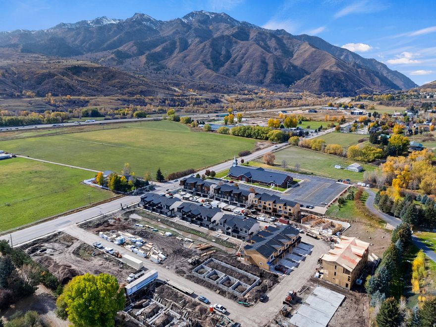 Welcome to Mountain Green! Discover the perfect blend of comfort and modern living in our welcoming community. Nestled in serene landscapes, our community offers easy access to top-tier schools, and an abundance of recreational activities. SQFT to be verified by Buyer.