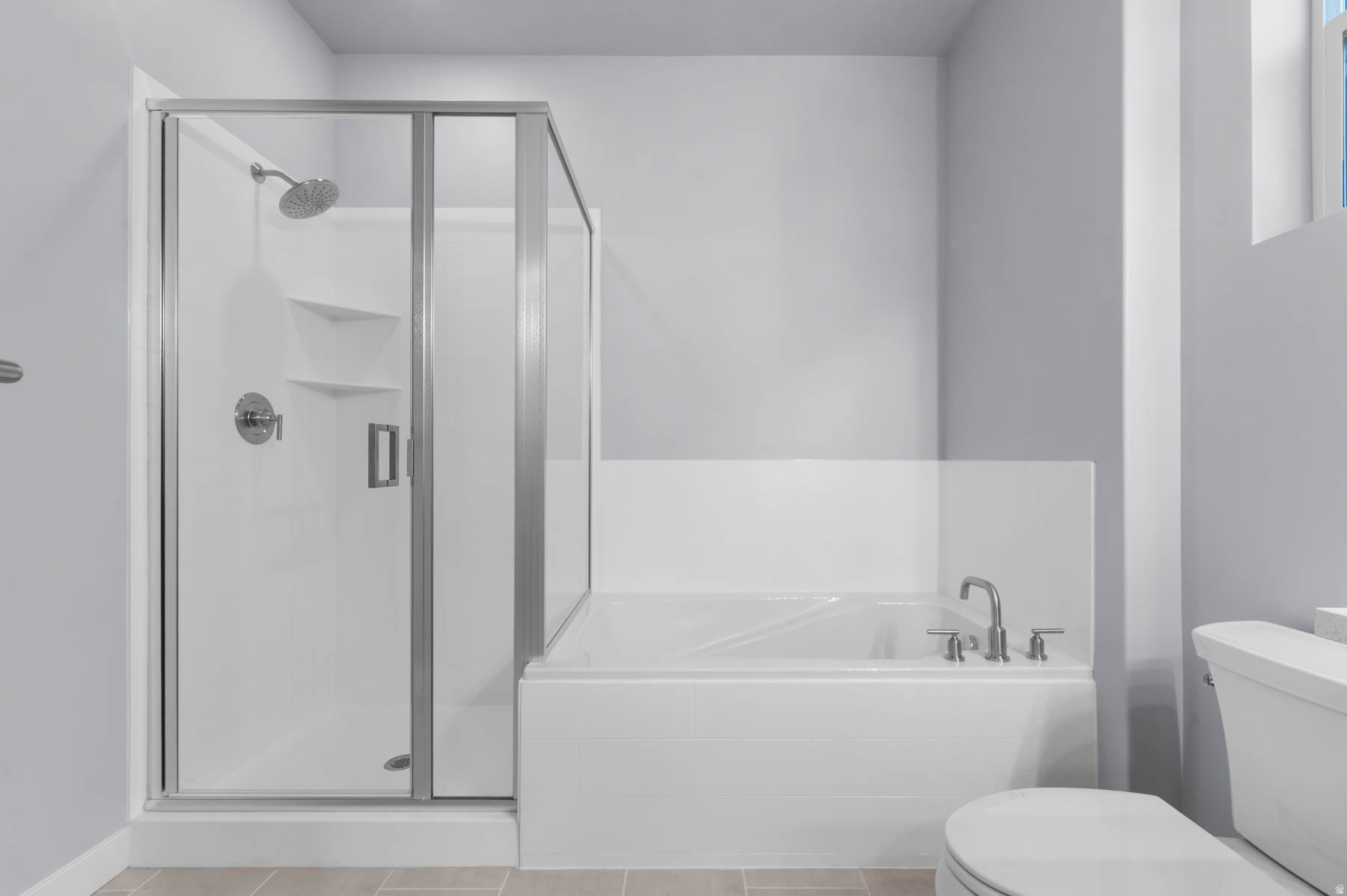 BROADVIEW SHORES 820 - Residential