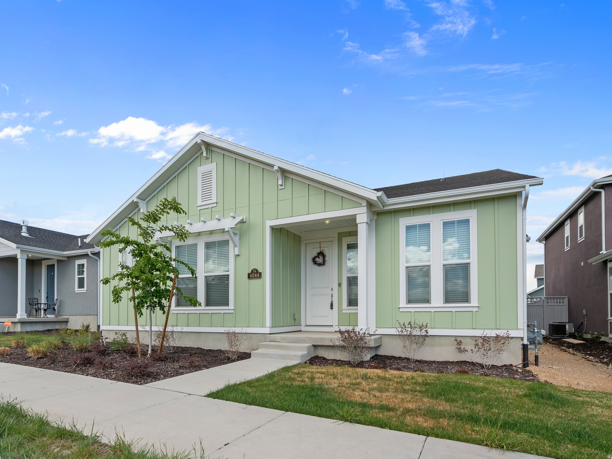 DAYBREAK SPRINGHOUSE - Residential