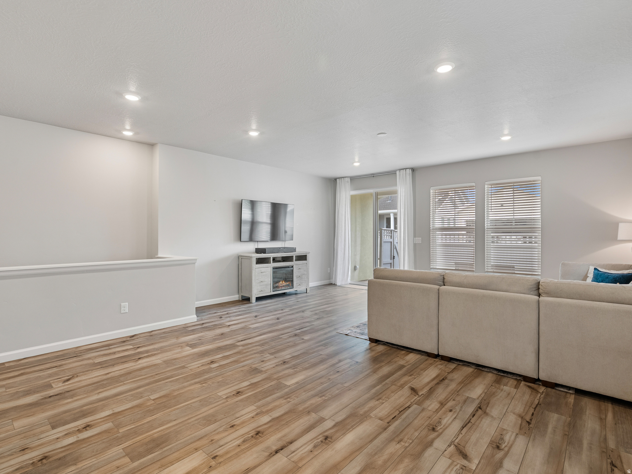 DAYBREAK SPRINGHOUSE - Residential