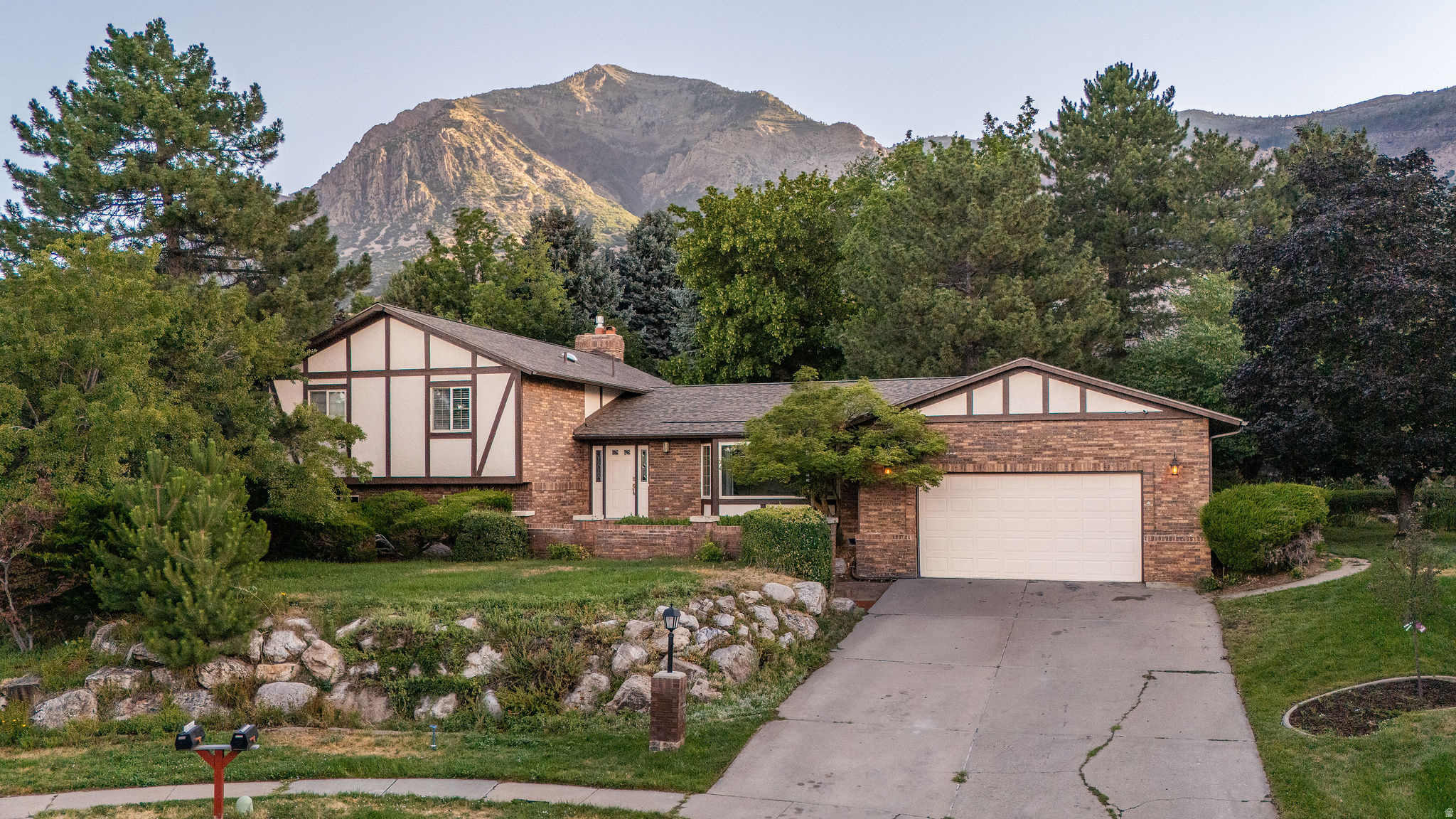 Photo 1 of 76 — 488 E 3450 N, North Ogden, UT 84414