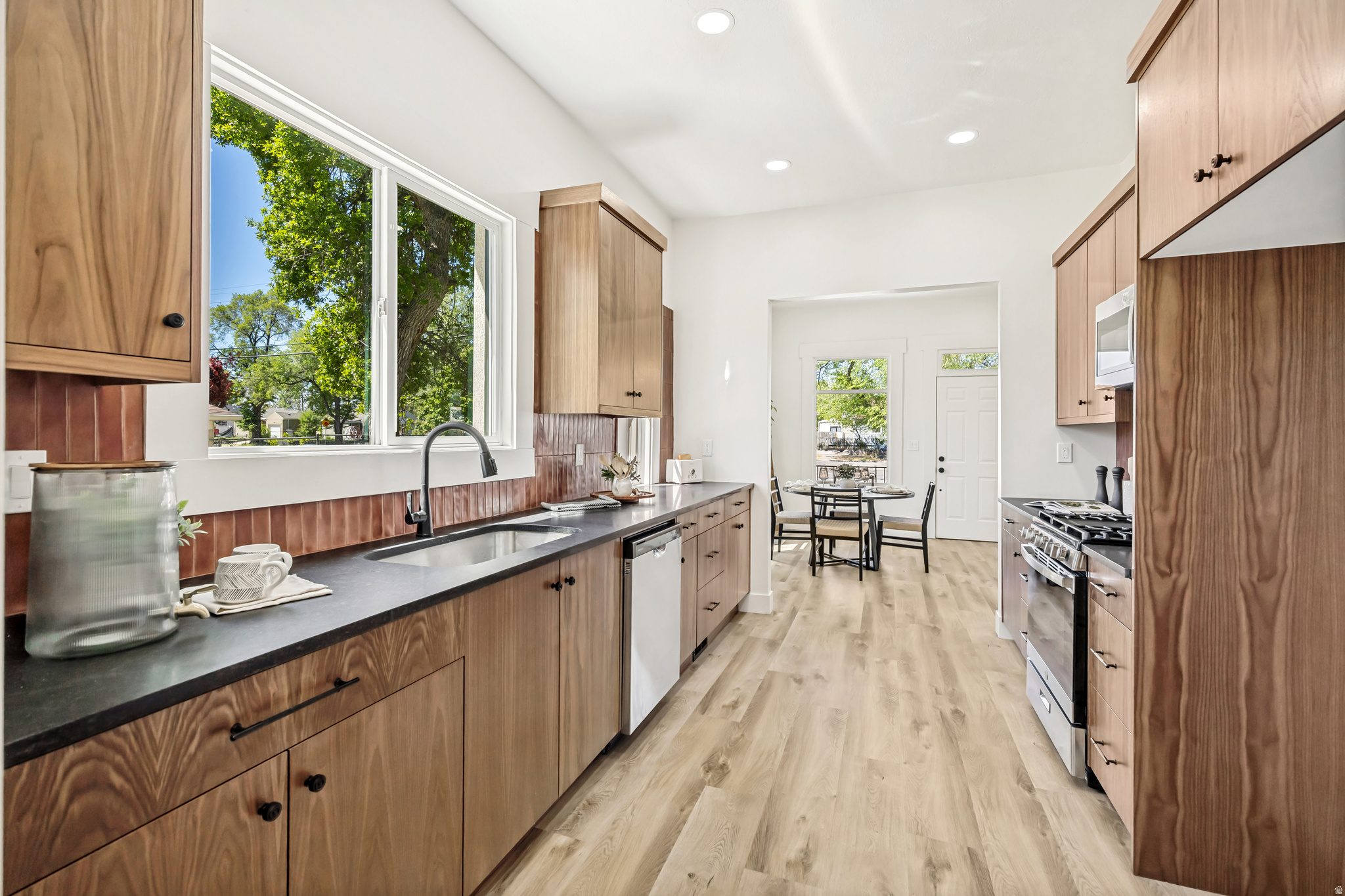 LANGTON PARK - Residential