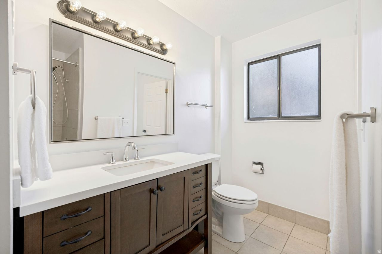 WHITE CITY - Residential