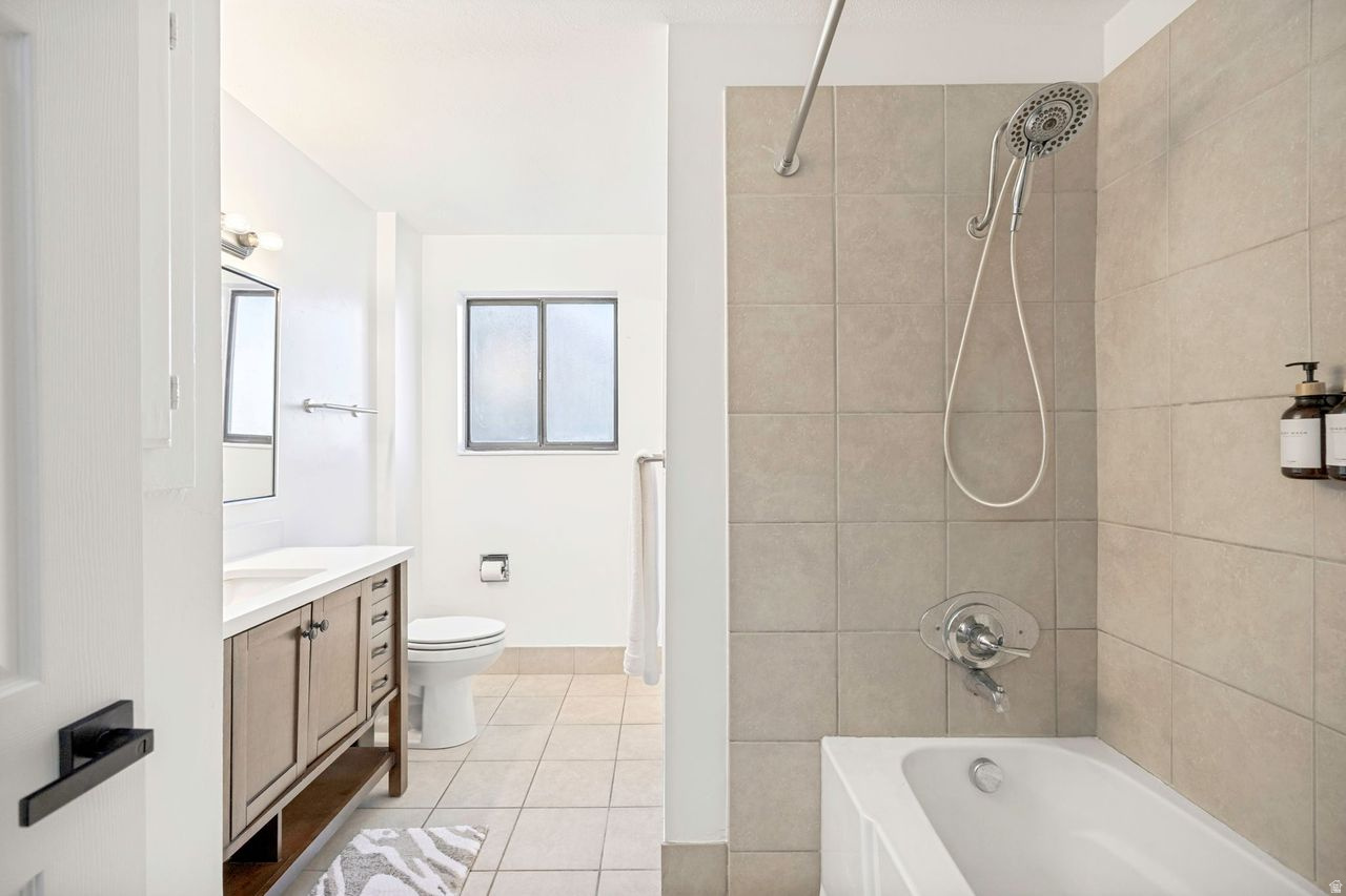 WHITE CITY - Residential