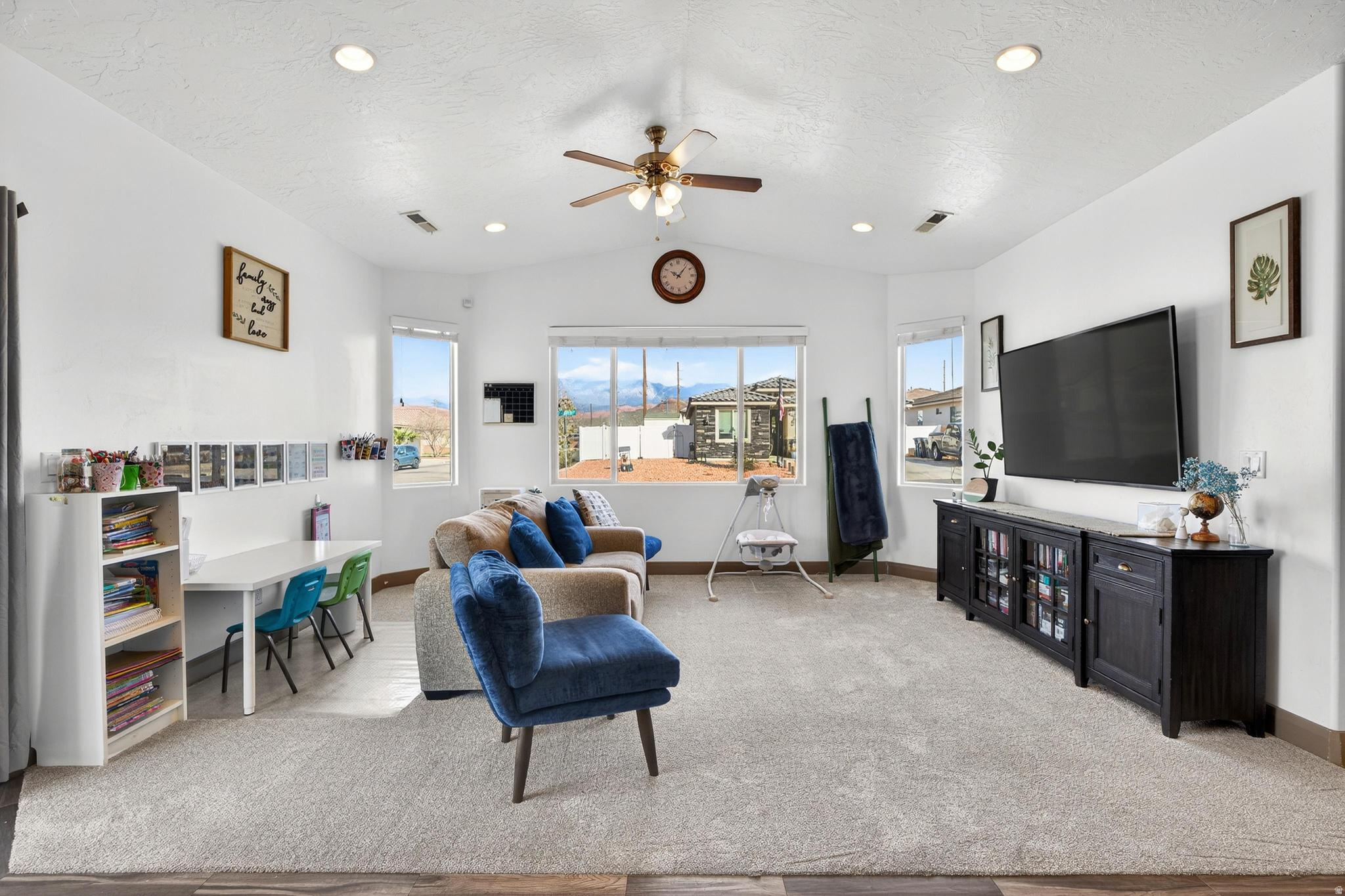 ZIONS GATE ESTATES PH 1 - Residential