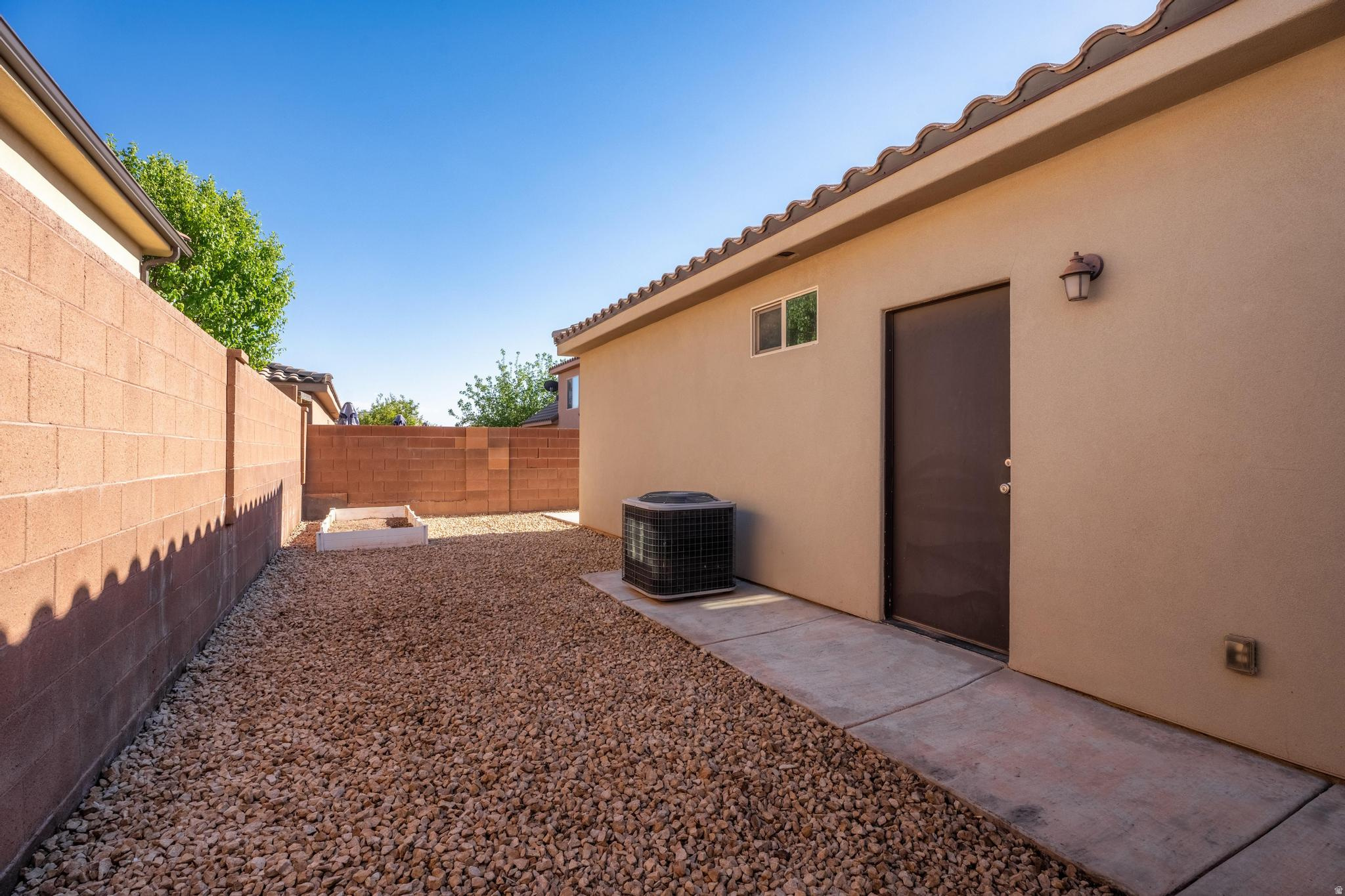 ZIONS GATE ESTATES PH 1 - Residential