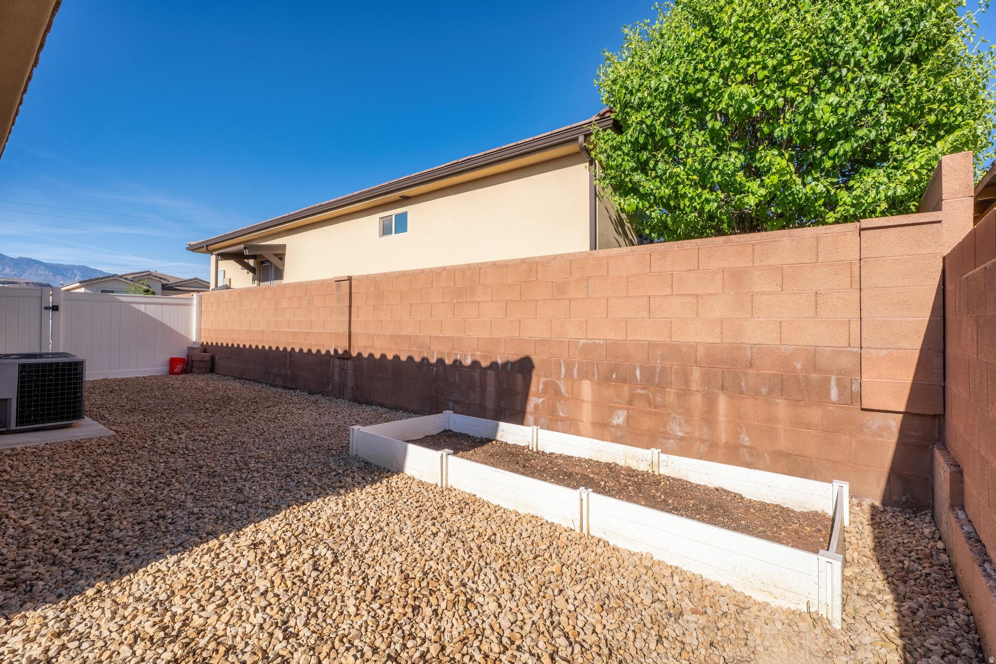 ZIONS GATE ESTATES PH 1 - Residential