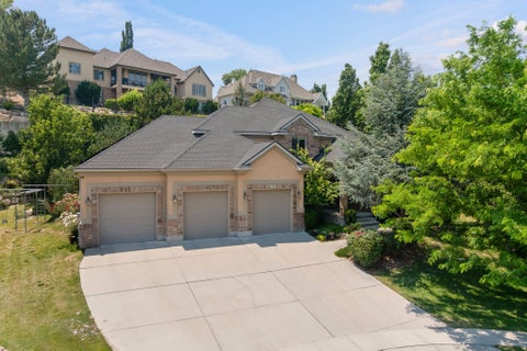Tiny photo for 11486 S MARKRIDGE CIR W, South Jordan, UT 84095 (MLS # 2161070)