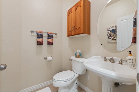 Tiny photo for 11486 S MARKRIDGE CIR W, South Jordan, UT 84095 (MLS # 2161070)