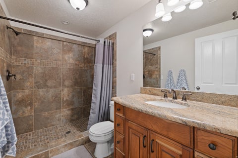 Tiny photo for 11486 S MARKRIDGE CIR W, South Jordan, UT 84095 (MLS # 2161070)