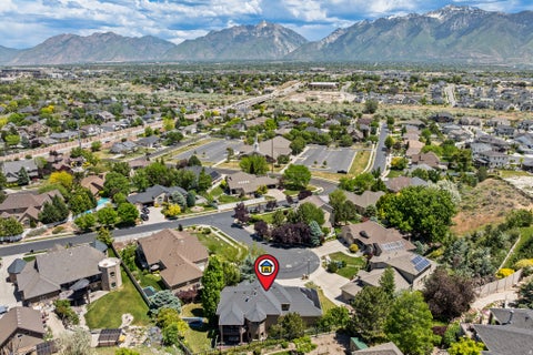 Tiny photo for 11486 S MARKRIDGE CIR W, South Jordan, UT 84095 (MLS # 2161070)