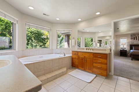 Tiny photo for 11486 S MARKRIDGE CIR W, South Jordan, UT 84095 (MLS # 2161070)