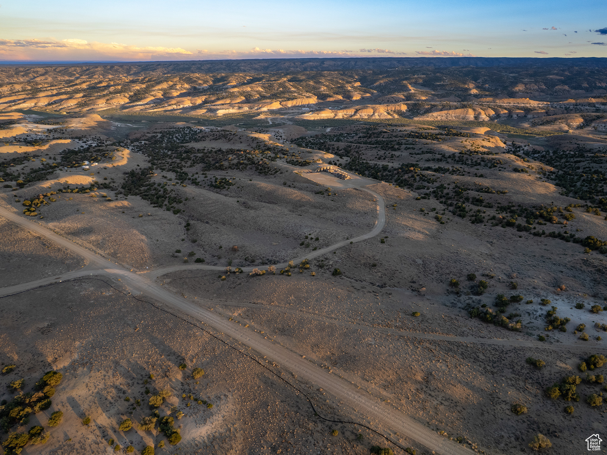 MOONDANCE RANCH - Land