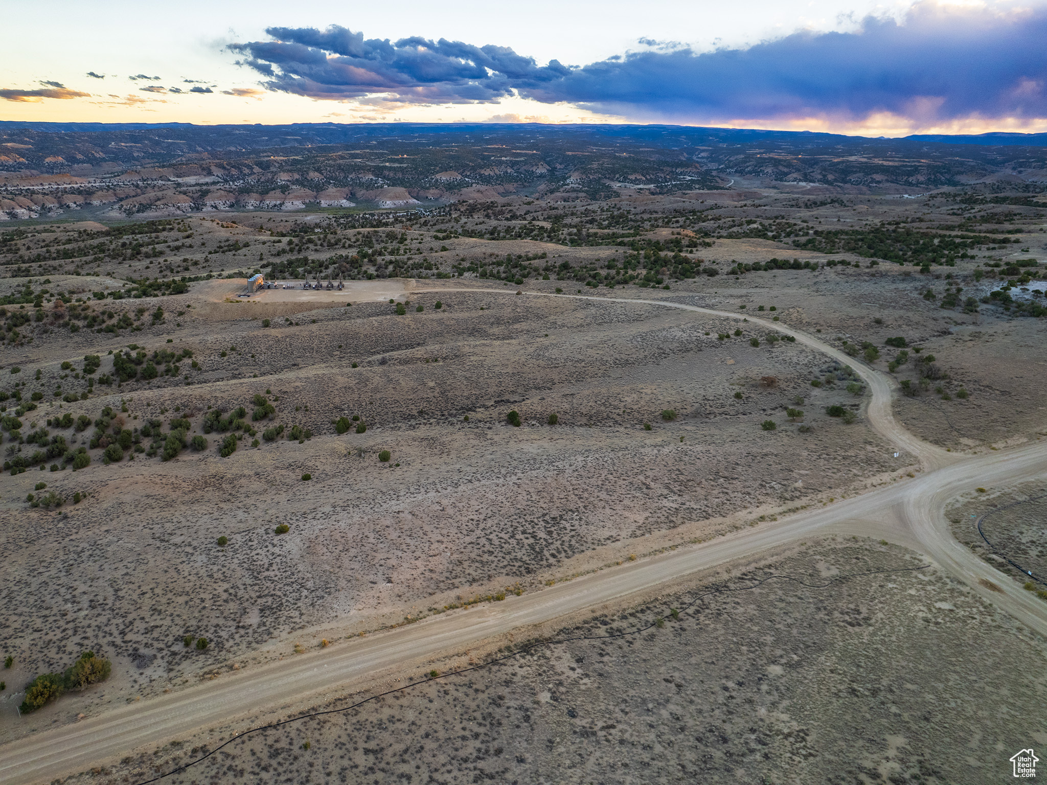 MOONDANCE RANCH - Land
