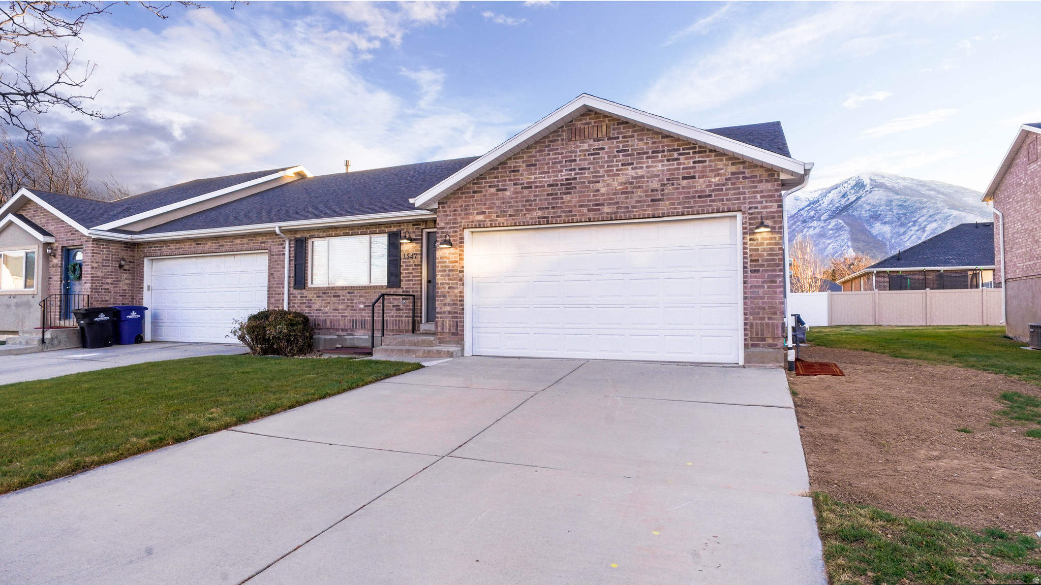 MAPLE MEADOWS - Residential Income