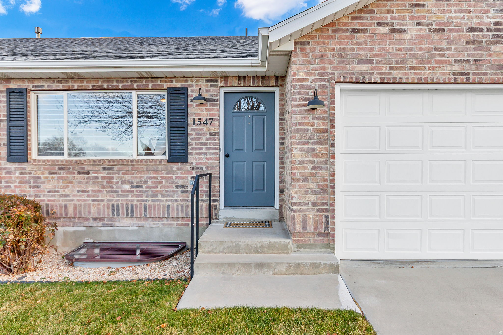 MAPLE MEADOWS - Residential Income