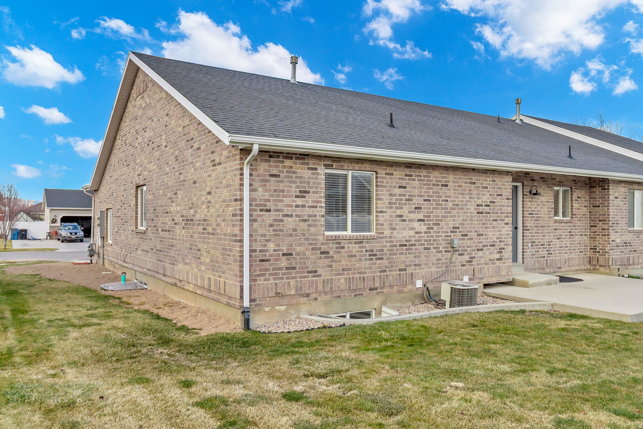 MAPLE MEADOWS - Residential Income