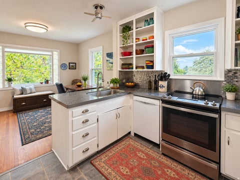 Tiny photo for 698 W 3800 S, Bountiful, UT 84010 (MLS # 2186568)