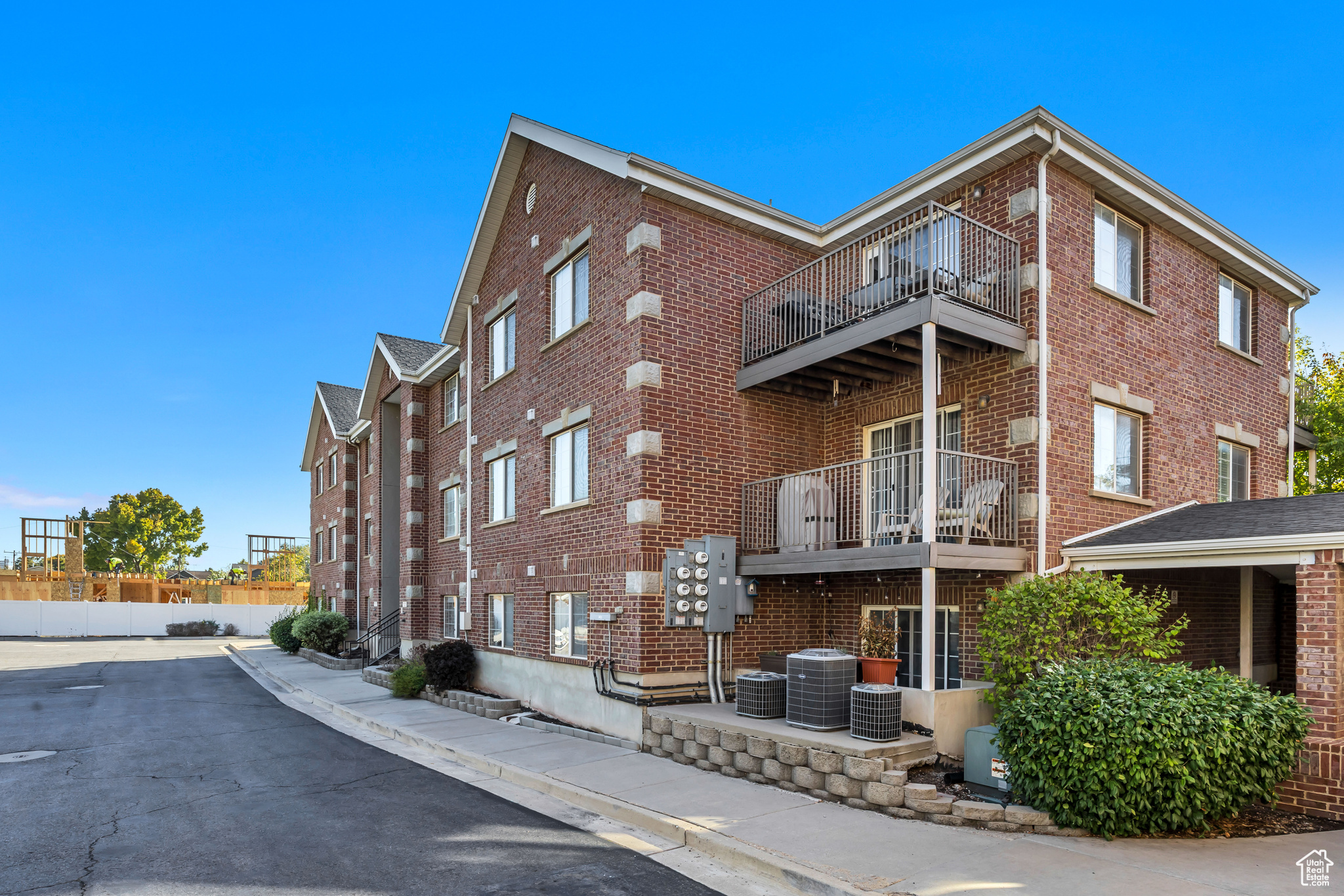 THE BROOKLYN CONDOS - Residential