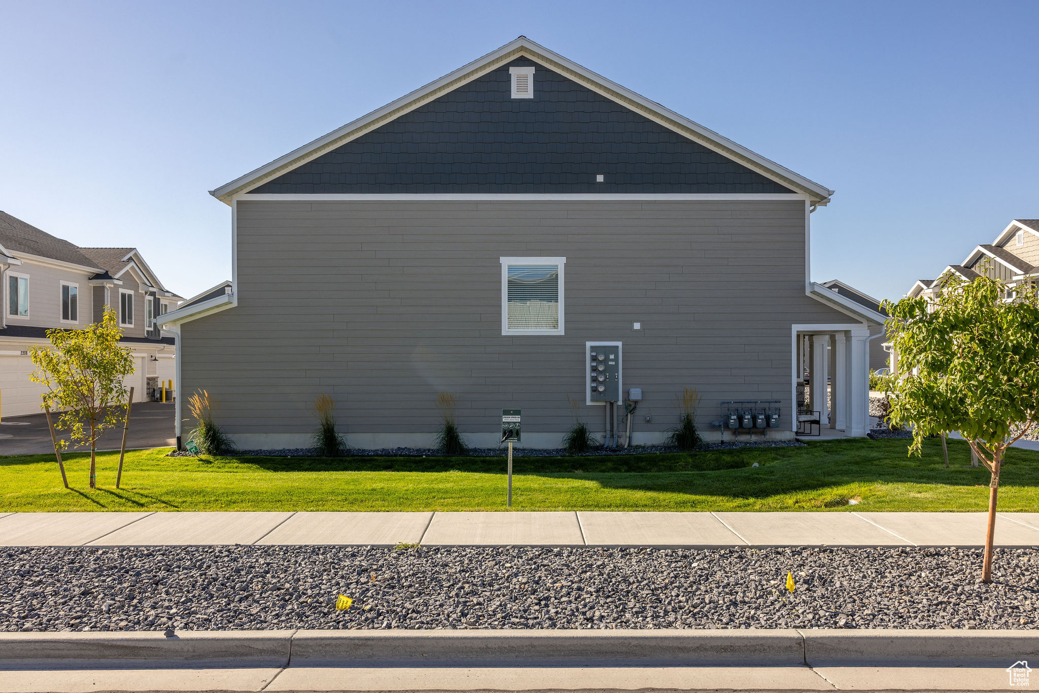 FIREFLY ESTATES - Residential