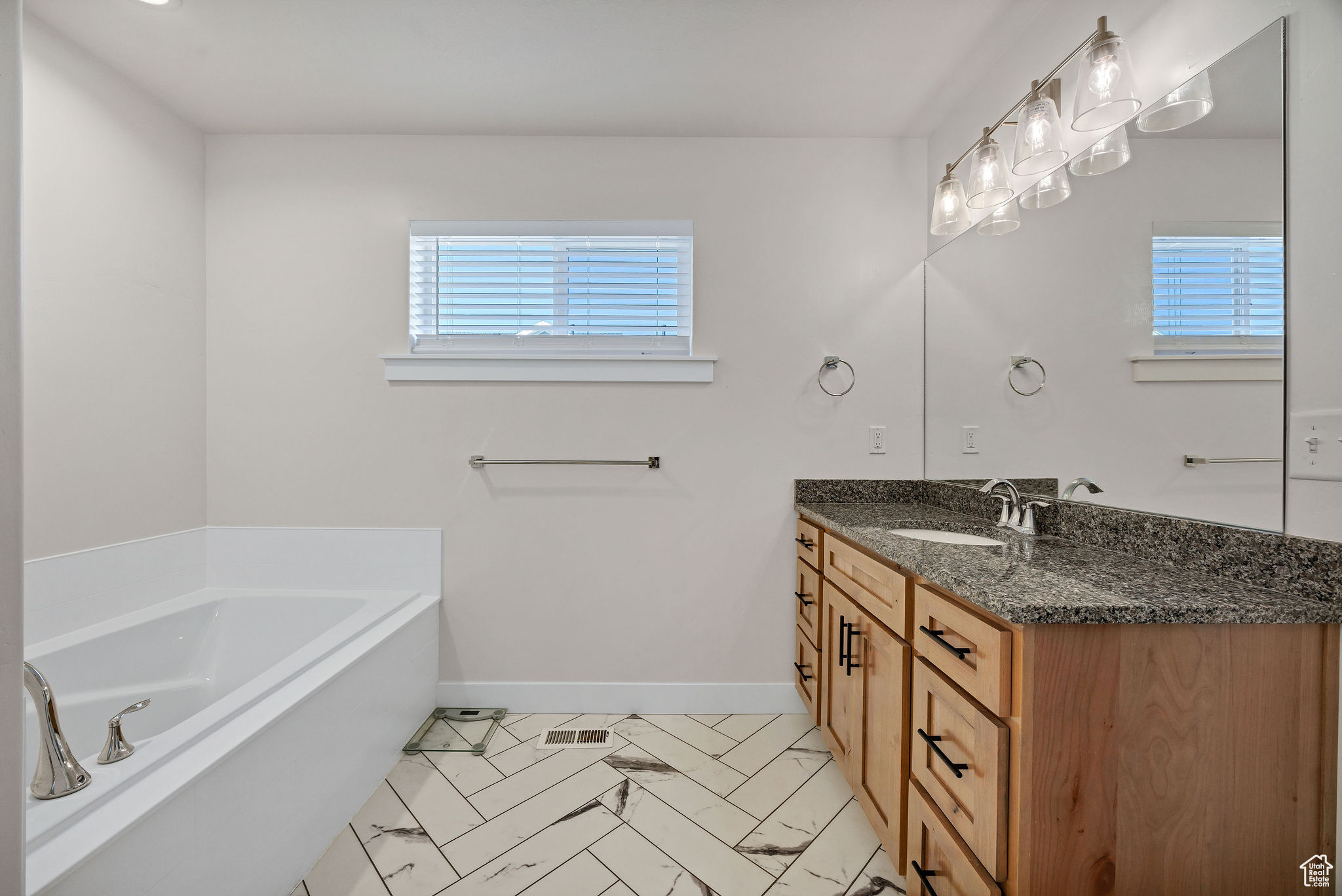 FIREFLY ESTATES - Residential