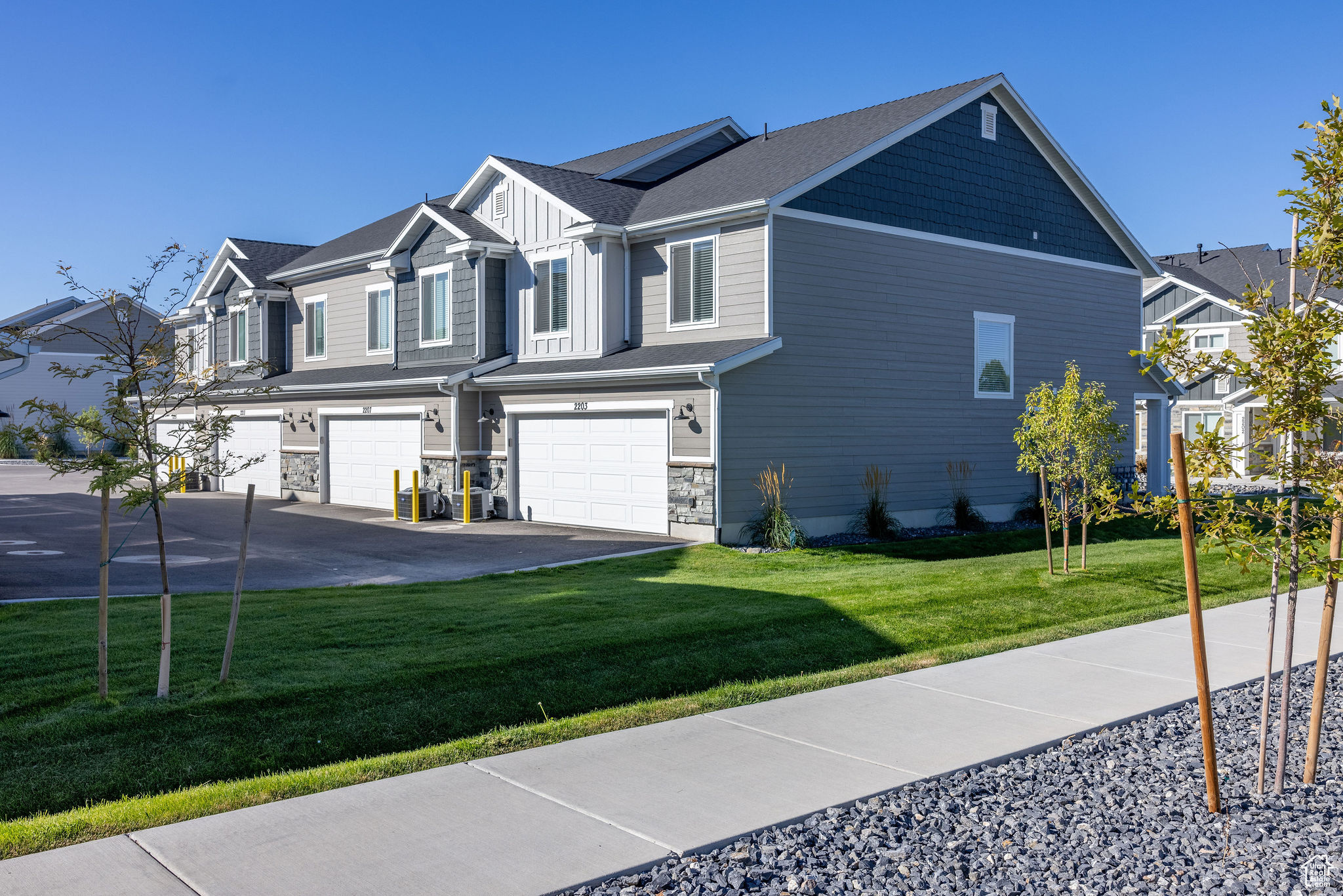 FIREFLY ESTATES - Residential