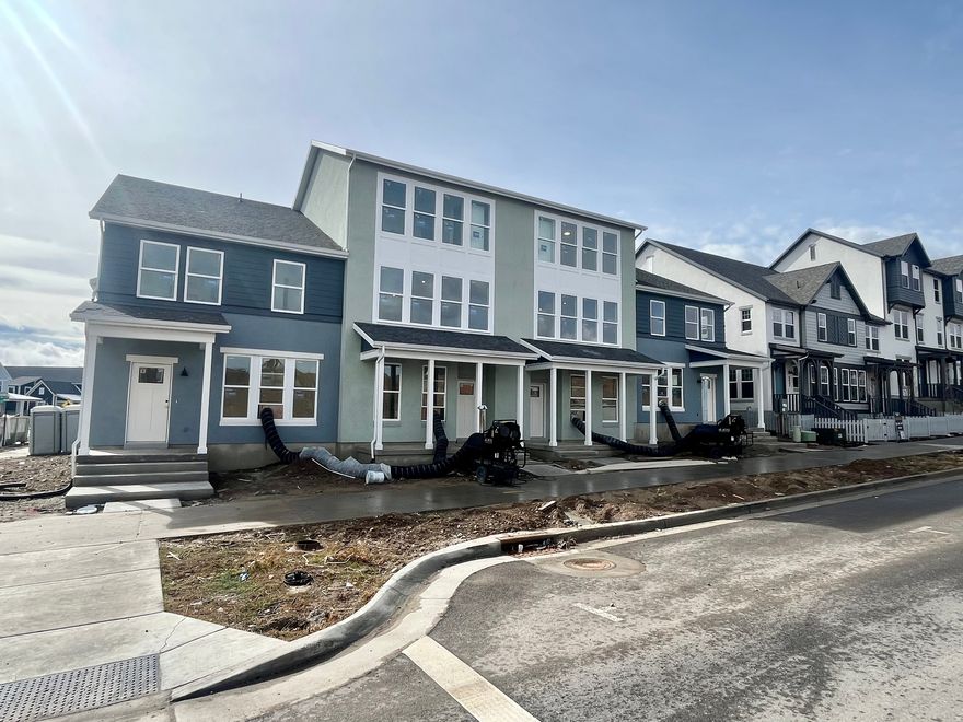 Pending Sale. Willow Floorplan for Market Data.