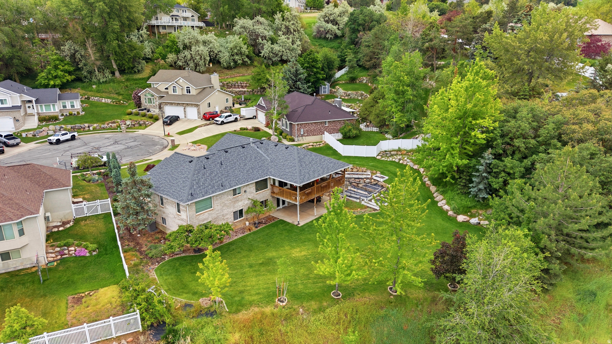 EAGLEWOOD ESTATES - Residential