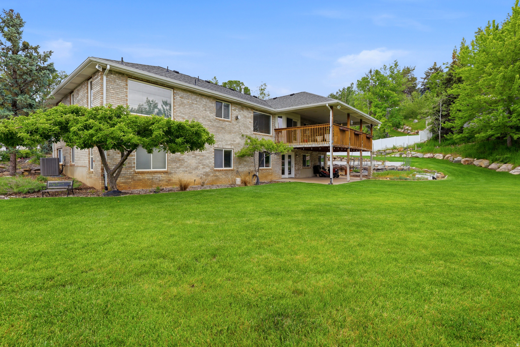 EAGLEWOOD ESTATES - Residential