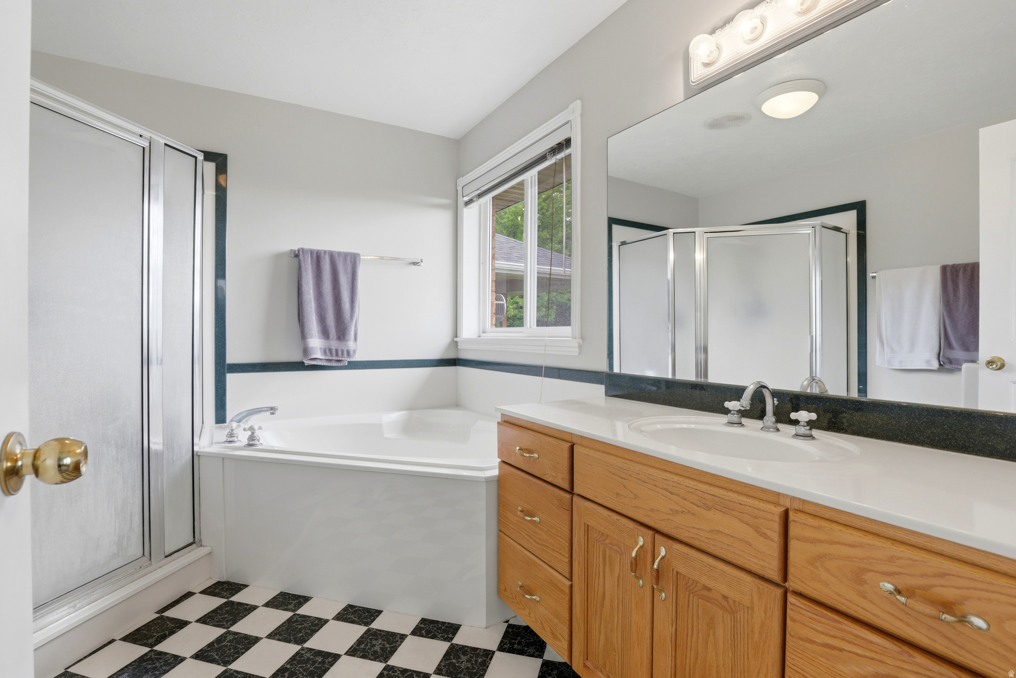 EAGLEWOOD ESTATES - Residential