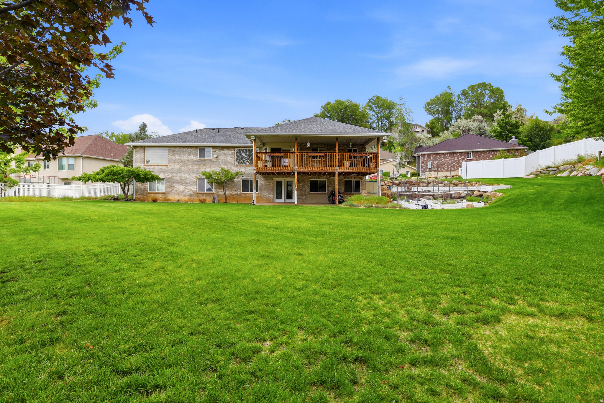 EAGLEWOOD ESTATES - Residential