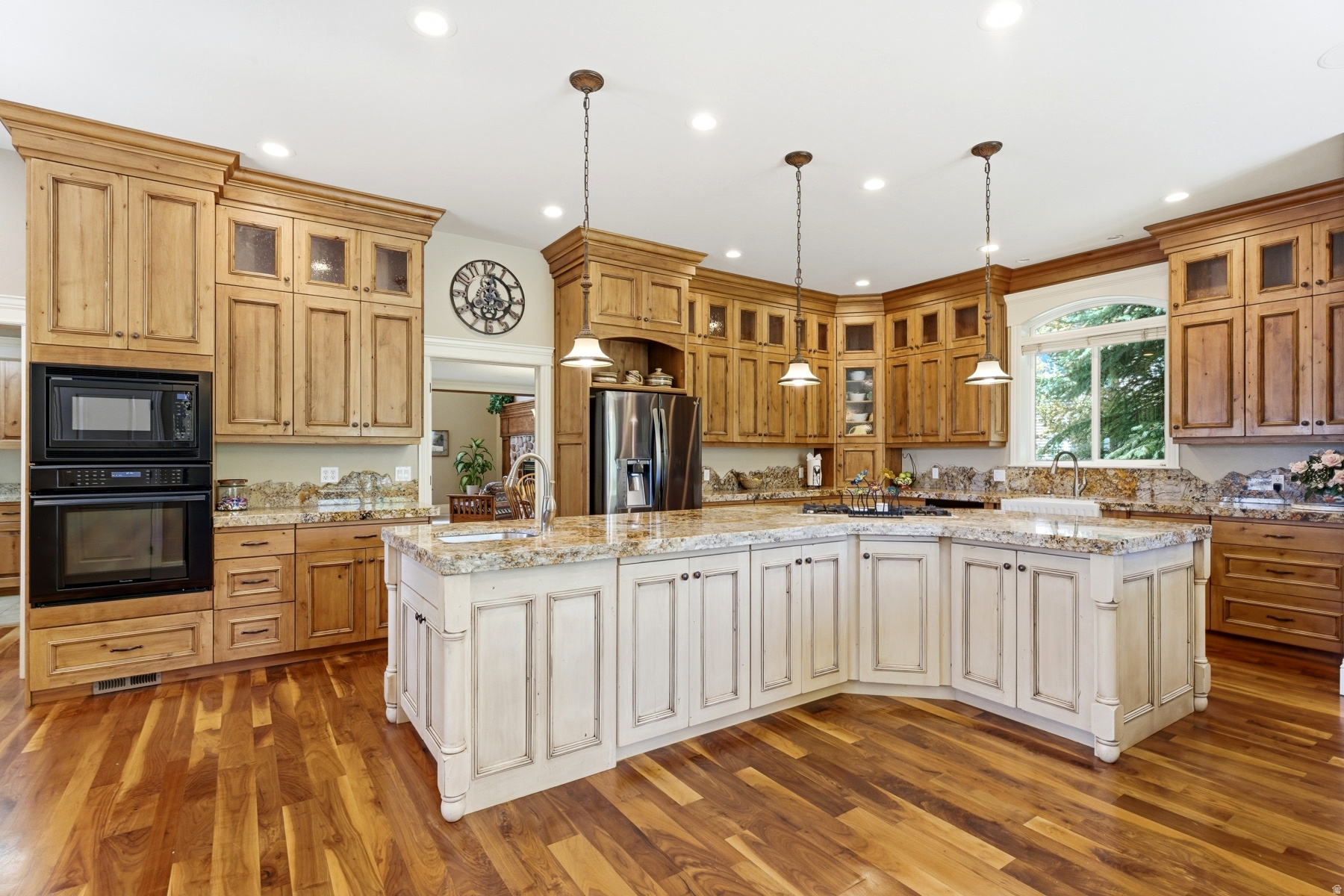 MIDWAY FARMS - Residential