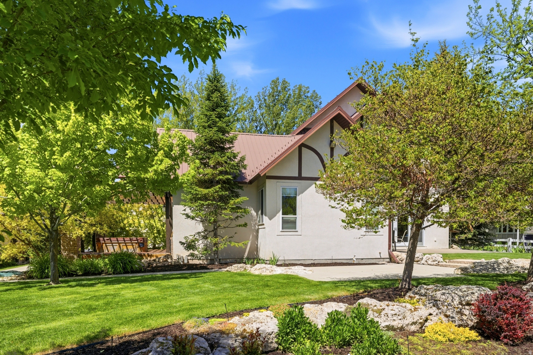 MIDWAY FARMS - Residential