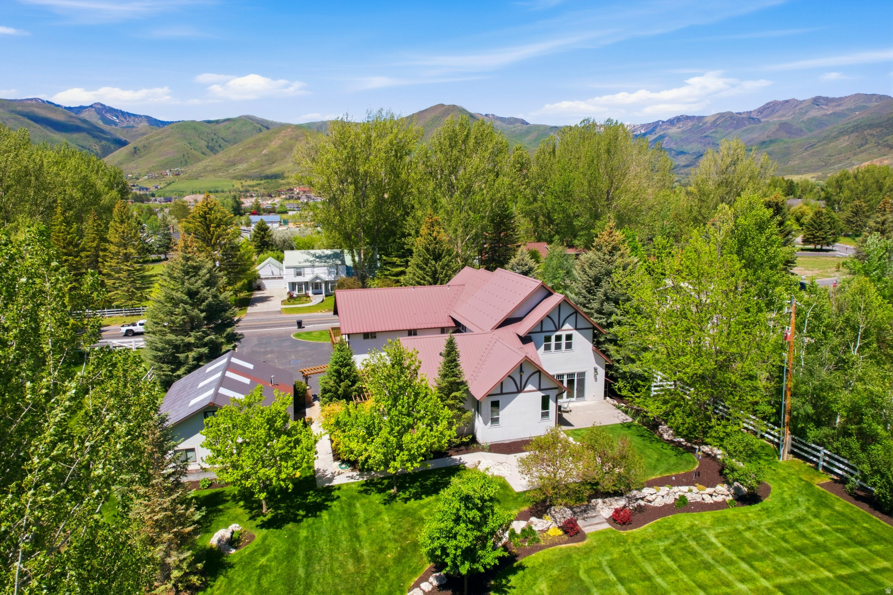 MIDWAY FARMS - Residential