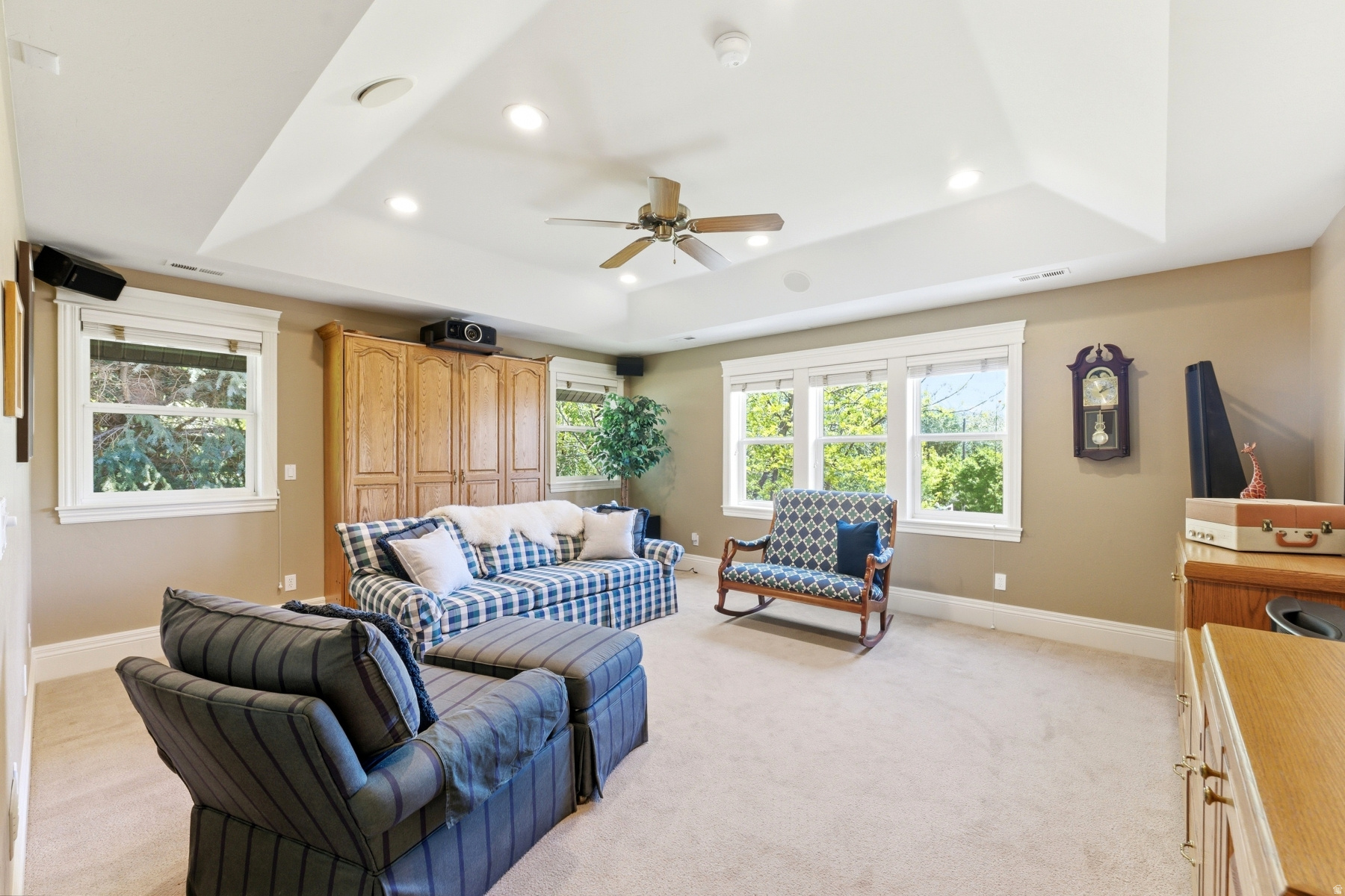 MIDWAY FARMS - Residential