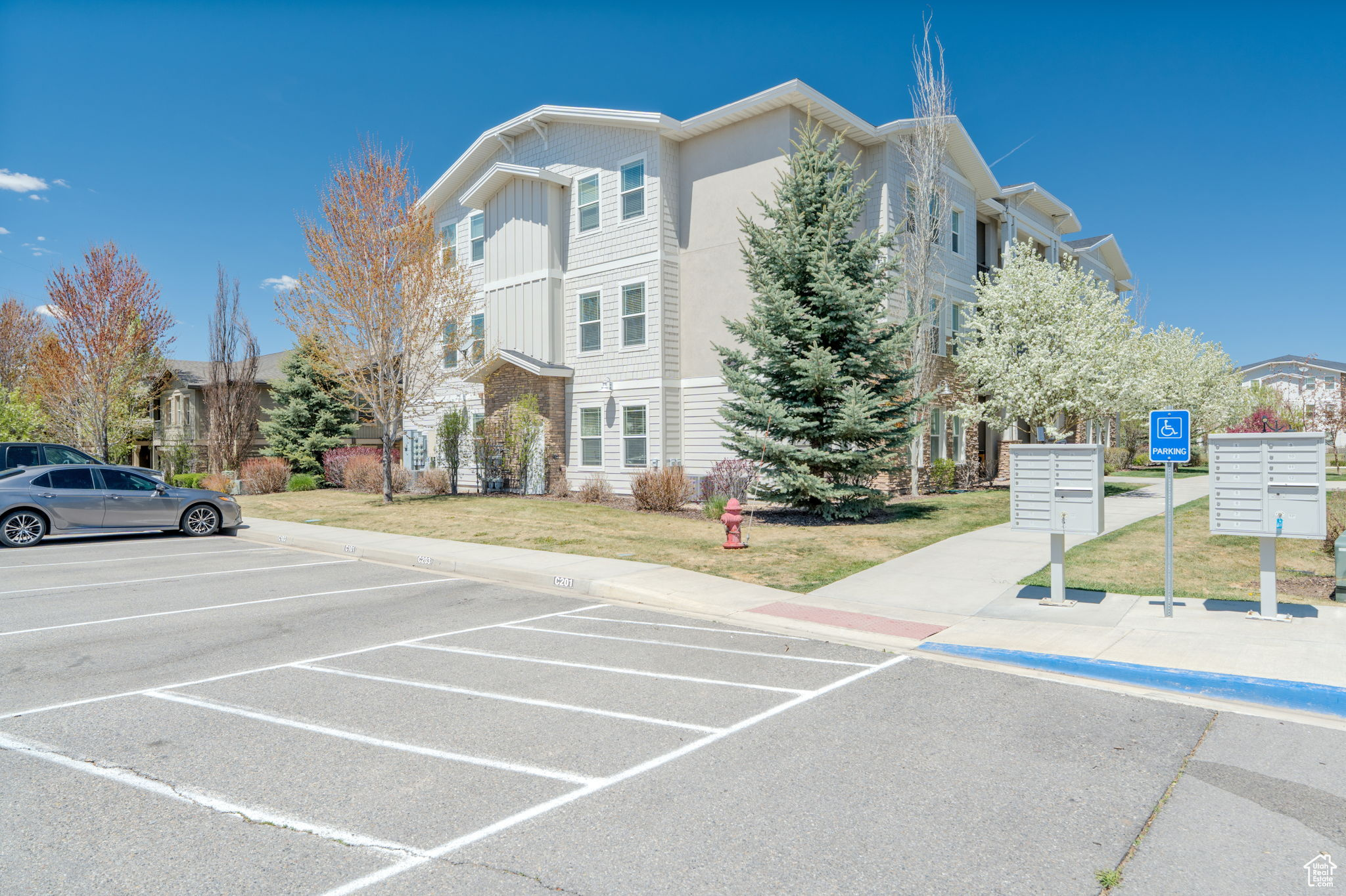 RANCH LANDING - Residential