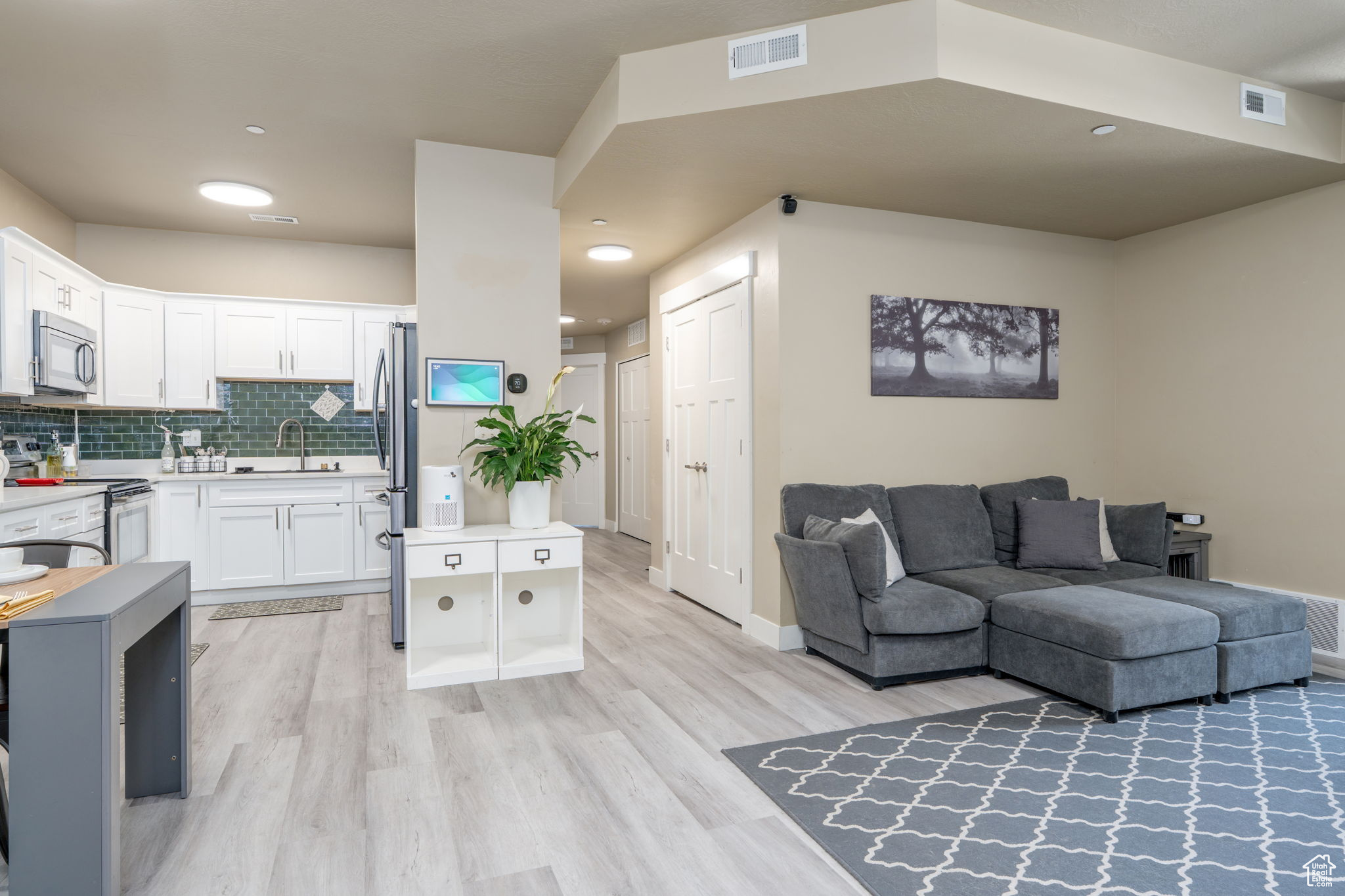 RANCH LANDING - Residential