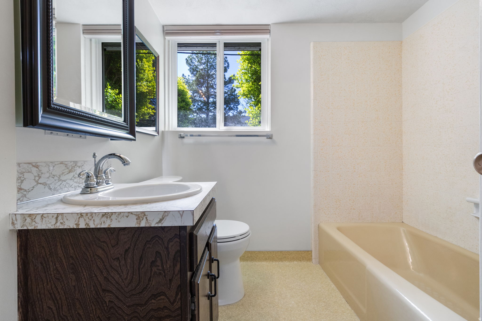 ASPEN HEIGHTS - Residential