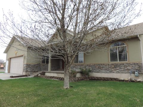 Photo of 140 N 200 E, Glenwood, UT 84730 (MLS # 2150331)